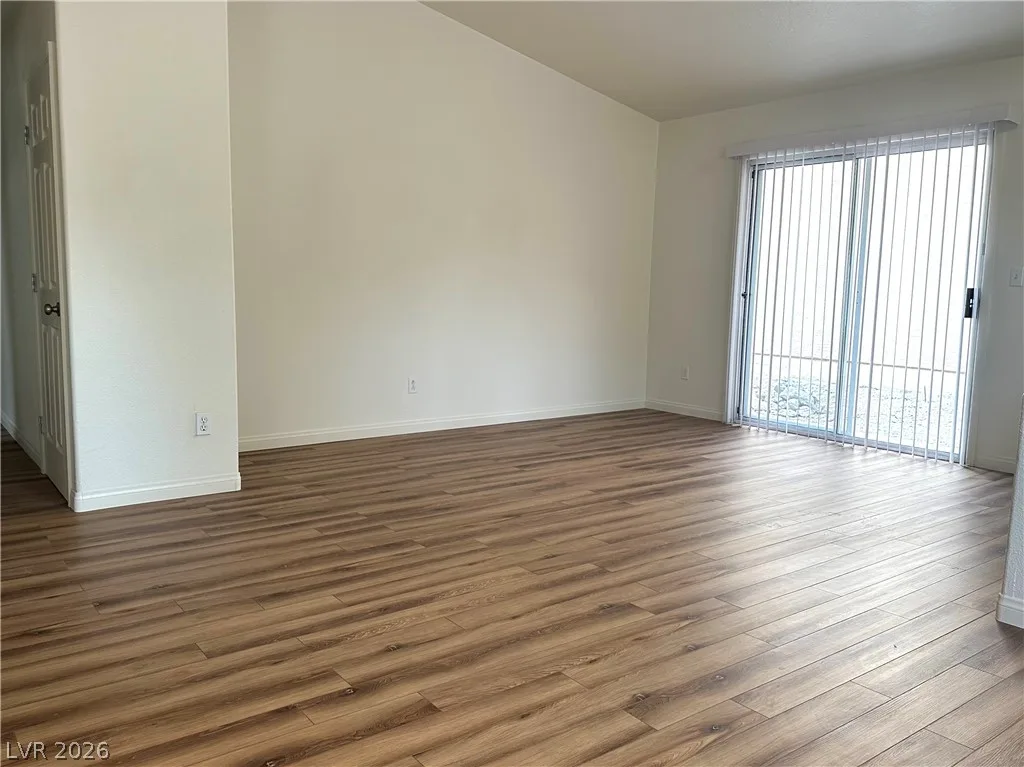 183 Caswell Court — photo 4