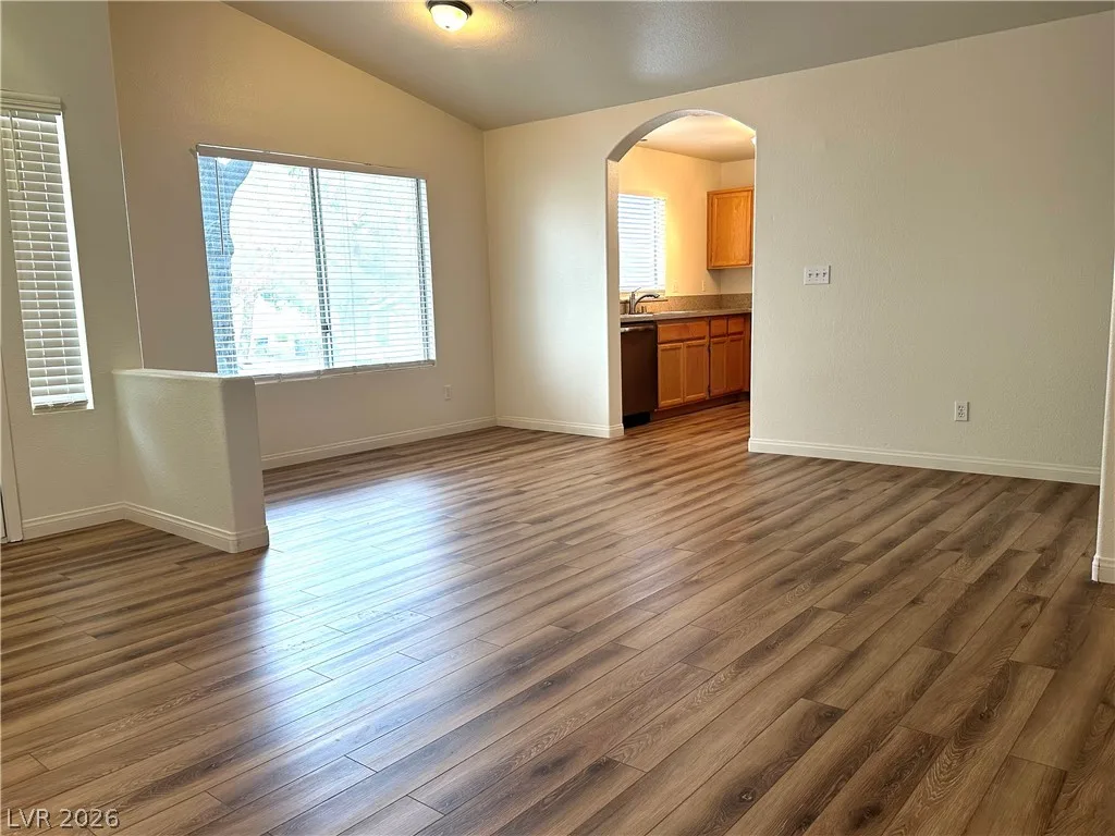183 Caswell Court — photo 5