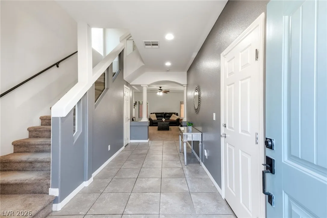 6004 Gordon Creek Avenue — photo 3