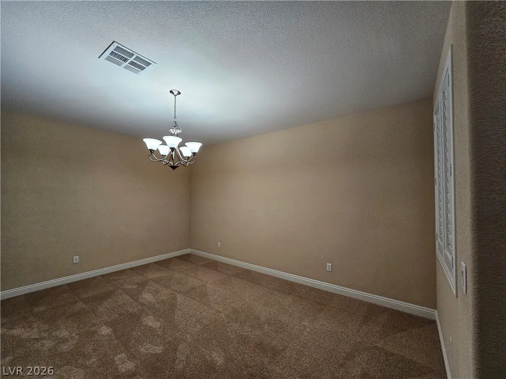 892 White Sparrow Street — photo 4