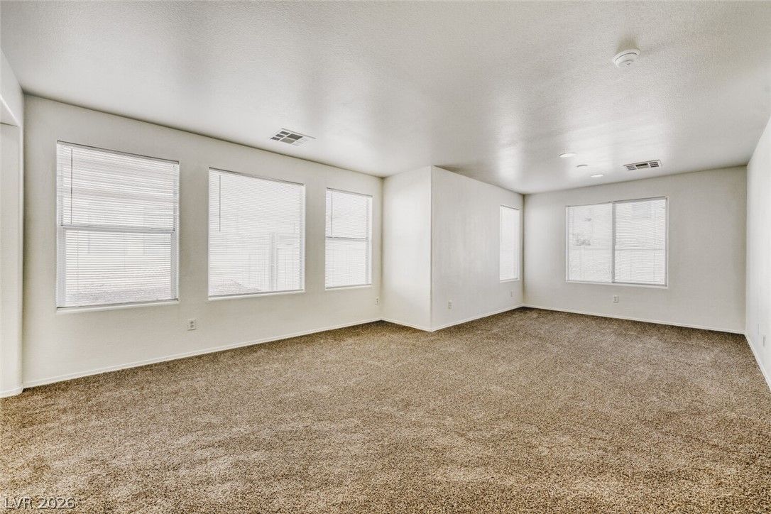 2562 BEGONIA VALLEY Avenue — photo 3 of 20