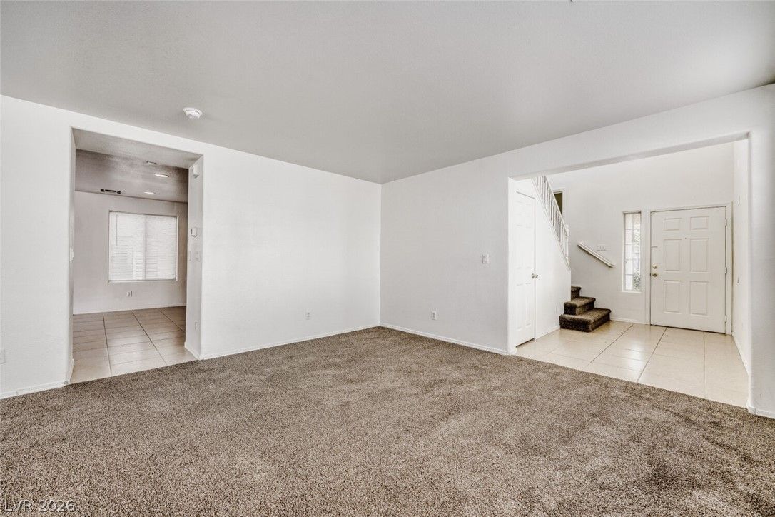 2562 BEGONIA VALLEY Avenue — photo 4 of 20