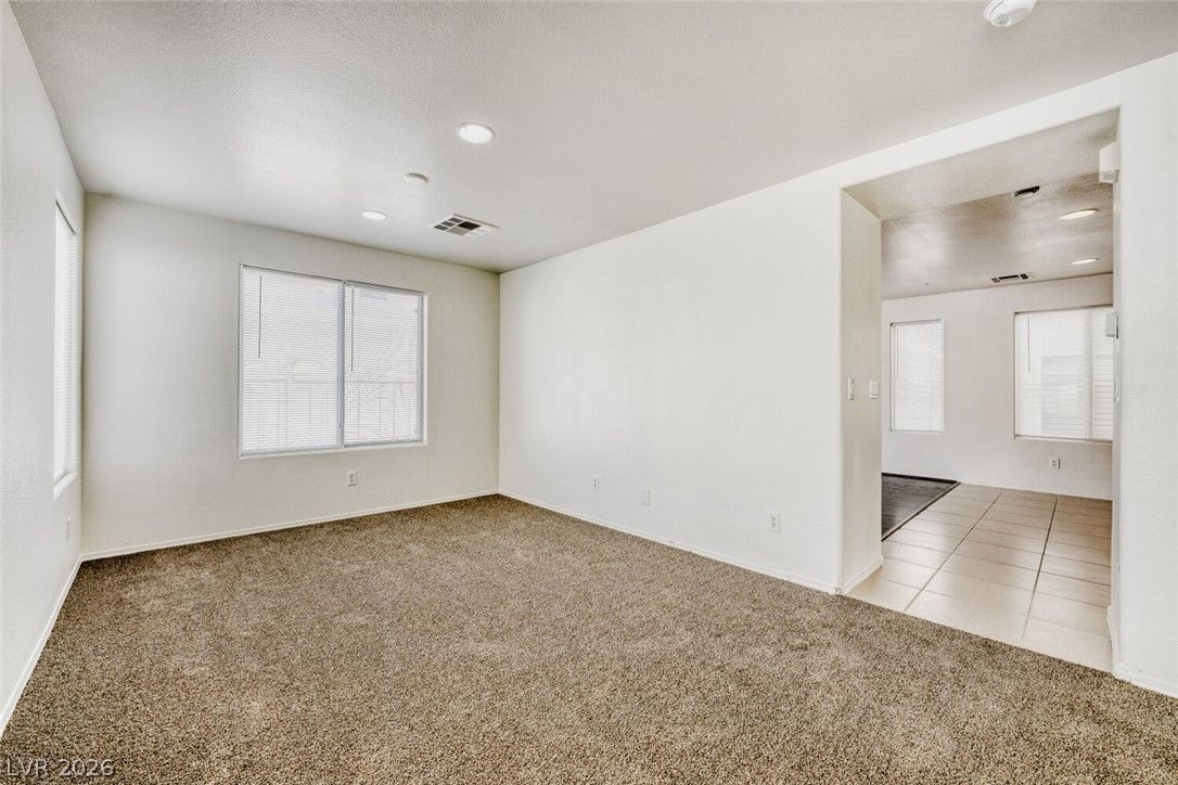 2562 BEGONIA VALLEY Avenue — photo 5 of 20