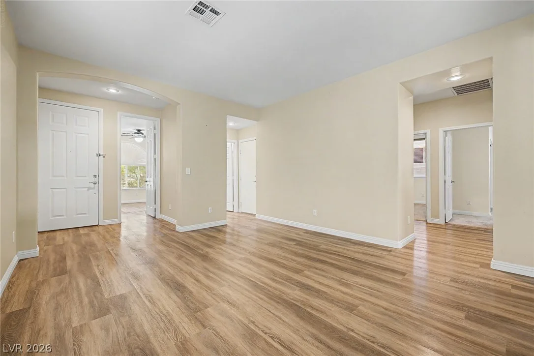 474 Kirkstone Way — photo 2 of 34