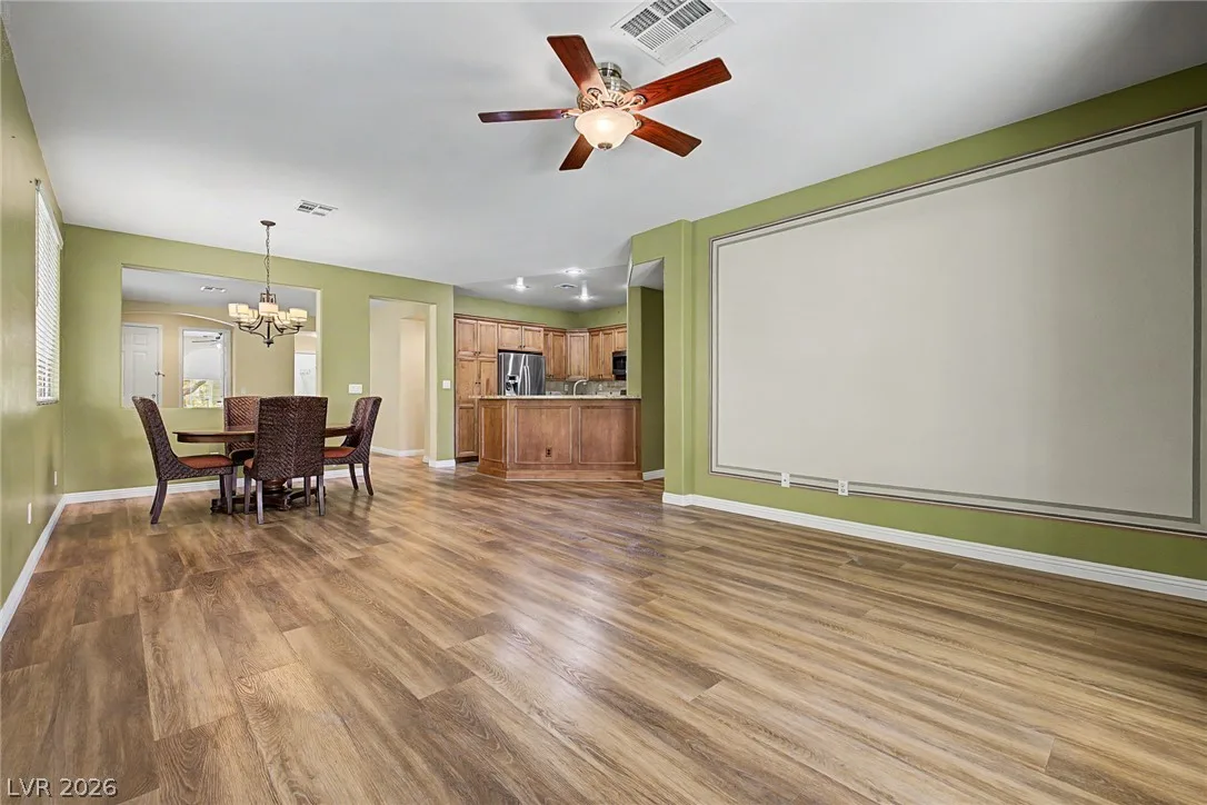 474 Kirkstone Way — photo 3 of 34