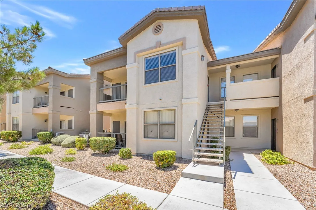 8000 West Badura Avenue 2107 — photo 2