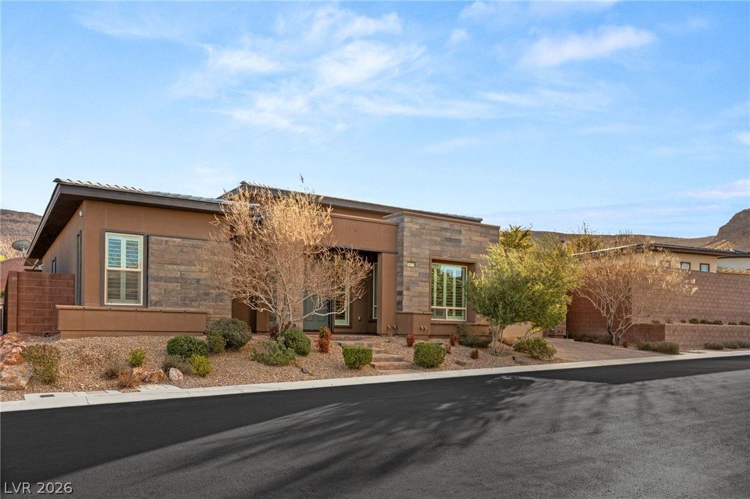 10179 Emerald Sunset Court — photo 2