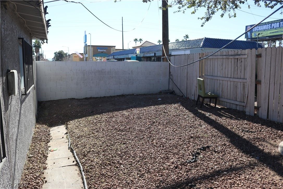Photo 20