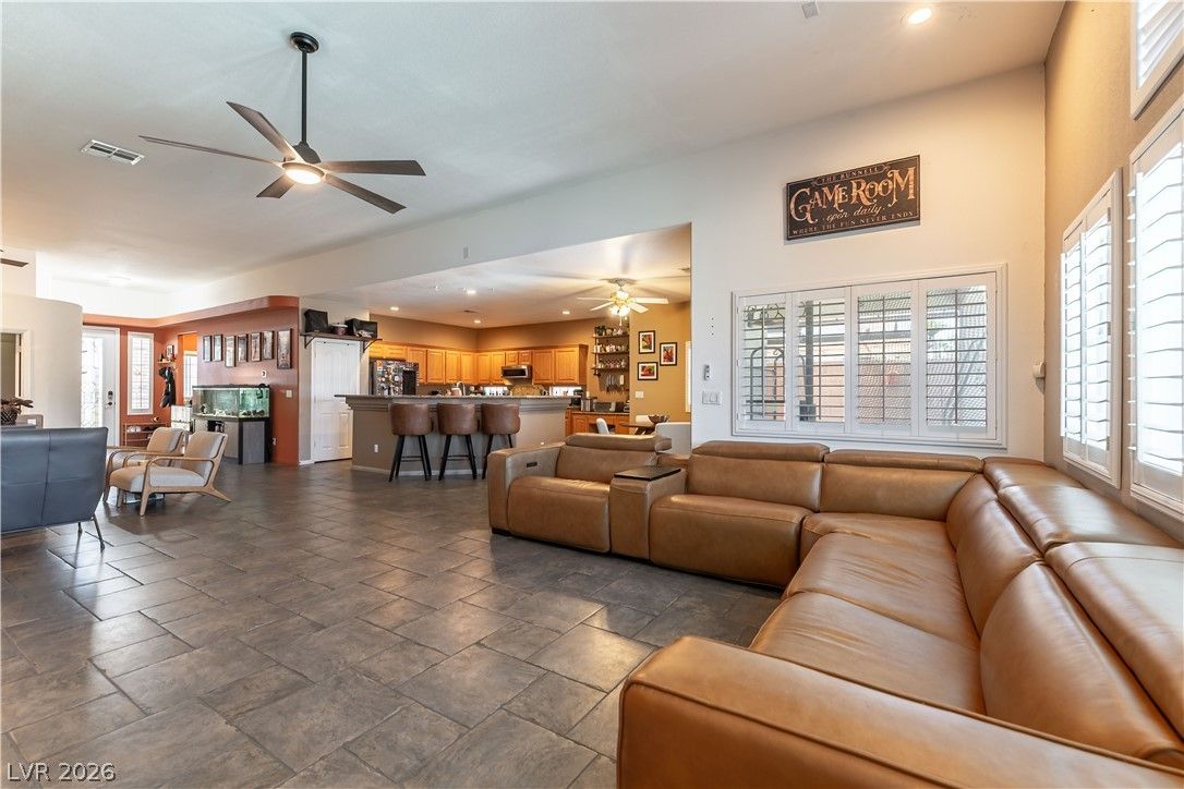 8920 Mannix Court — photo 4