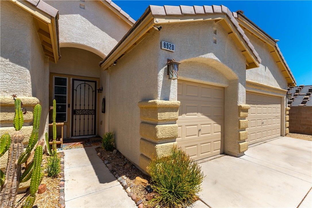8920 Mannix Court — photo 5