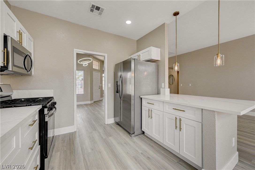 419 Viewmont Drive — photo 3