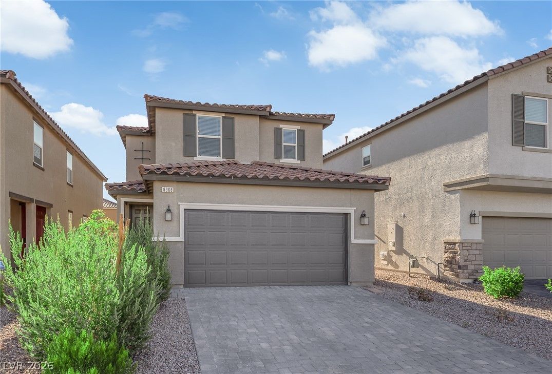 8968 Lucky Crest Street — photo 2