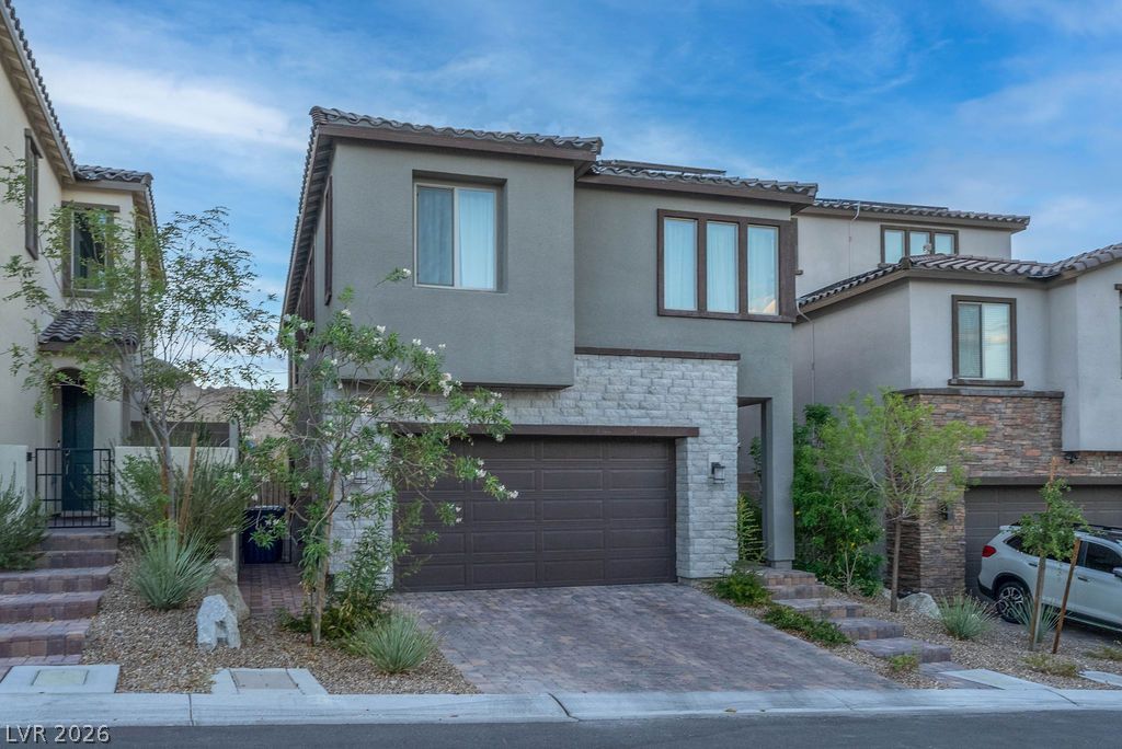 11620 Desert Hollow Avenue — photo 3