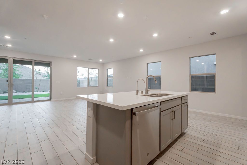 11620 Desert Hollow Avenue — photo 5