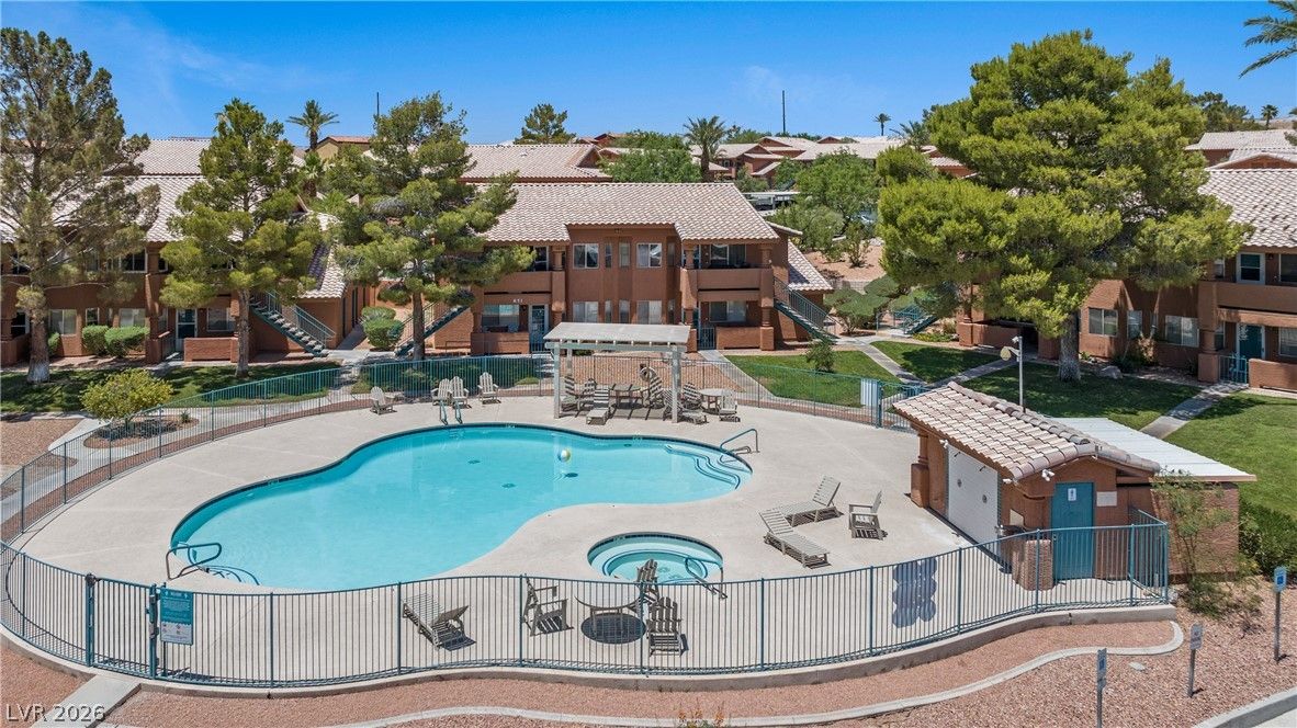 930 Mesquite Springs Drive 101 — photo 4