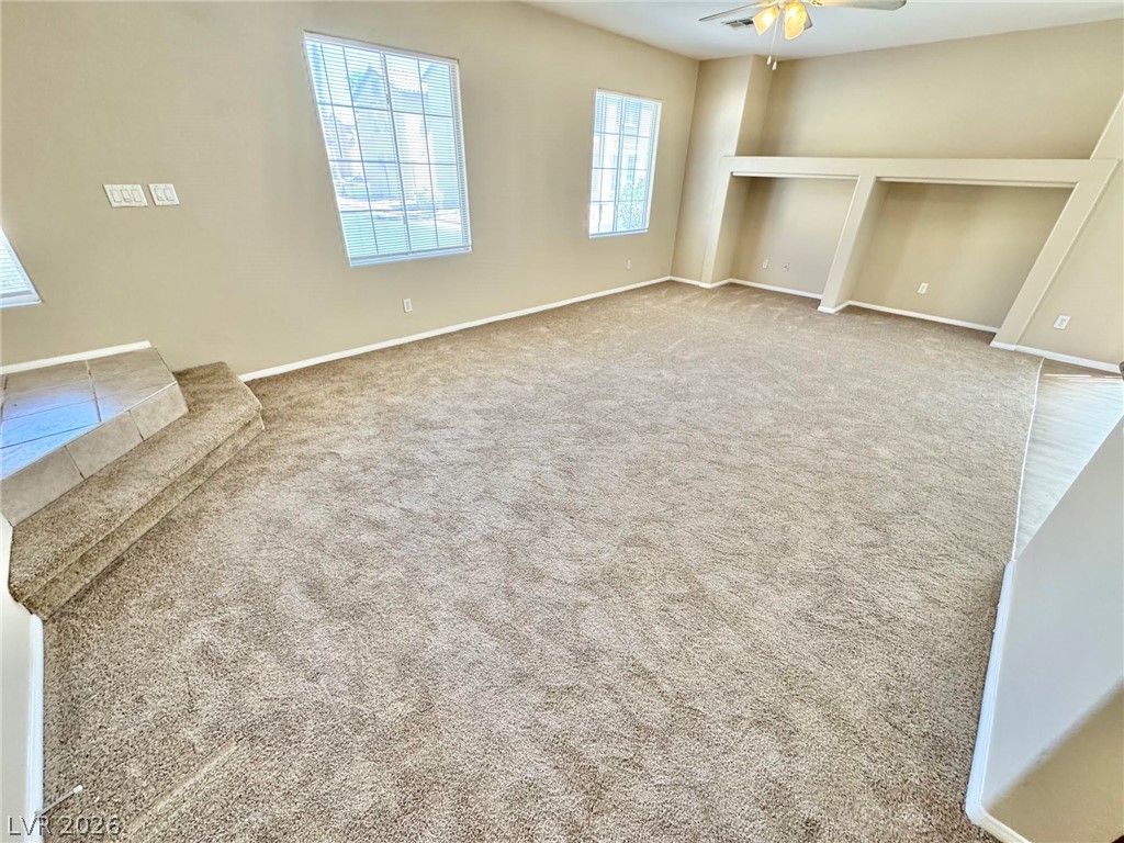 8121 Retriever Avenue — photo 2
