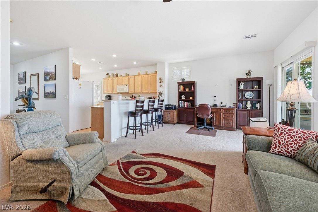 2198 Blackburn Hills Avenue — photo 5