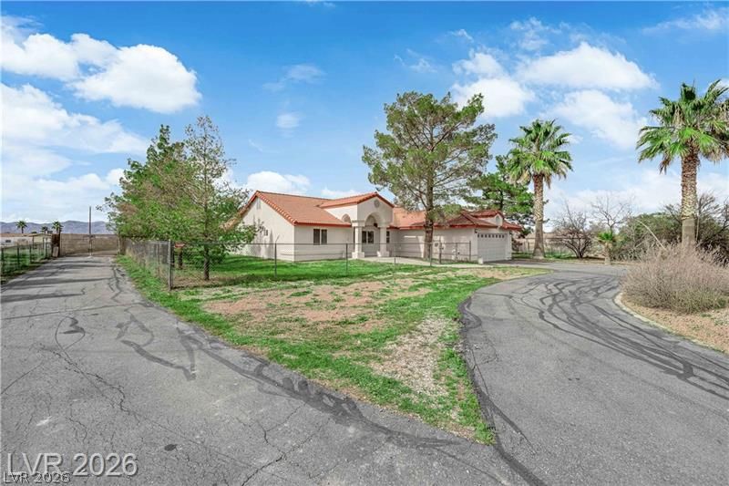 3440 Prairie Avenue — photo 3 of 59