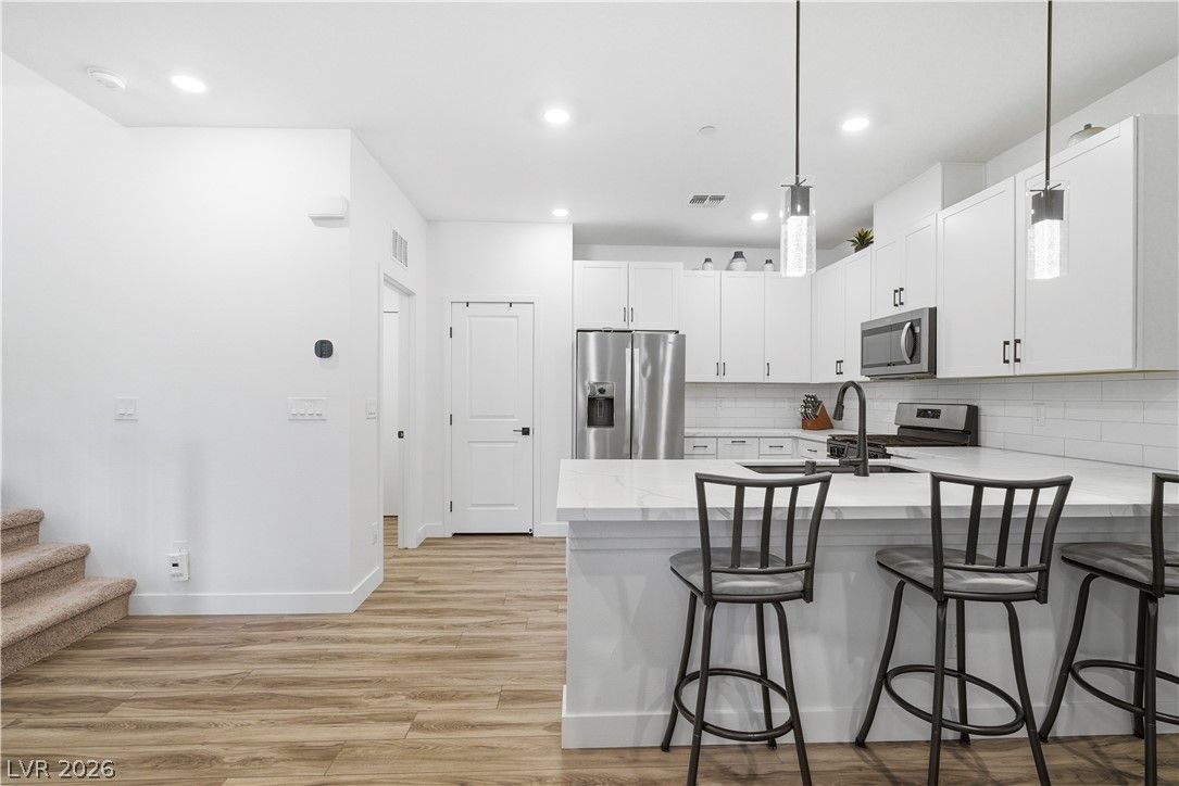 3575 Sorridere Lane — photo 5 of 41