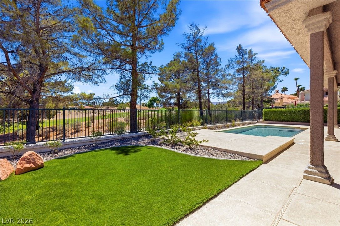 8649 Robinson Ridge Drive — photo 3