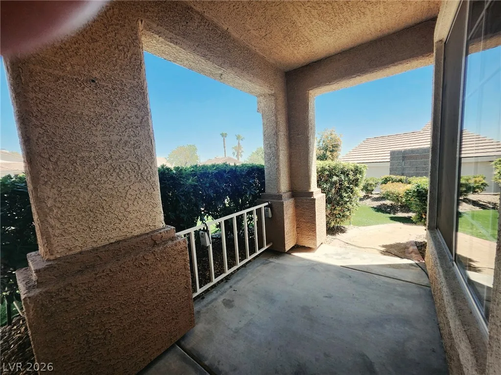 1516 Waterton Drive — photo 3