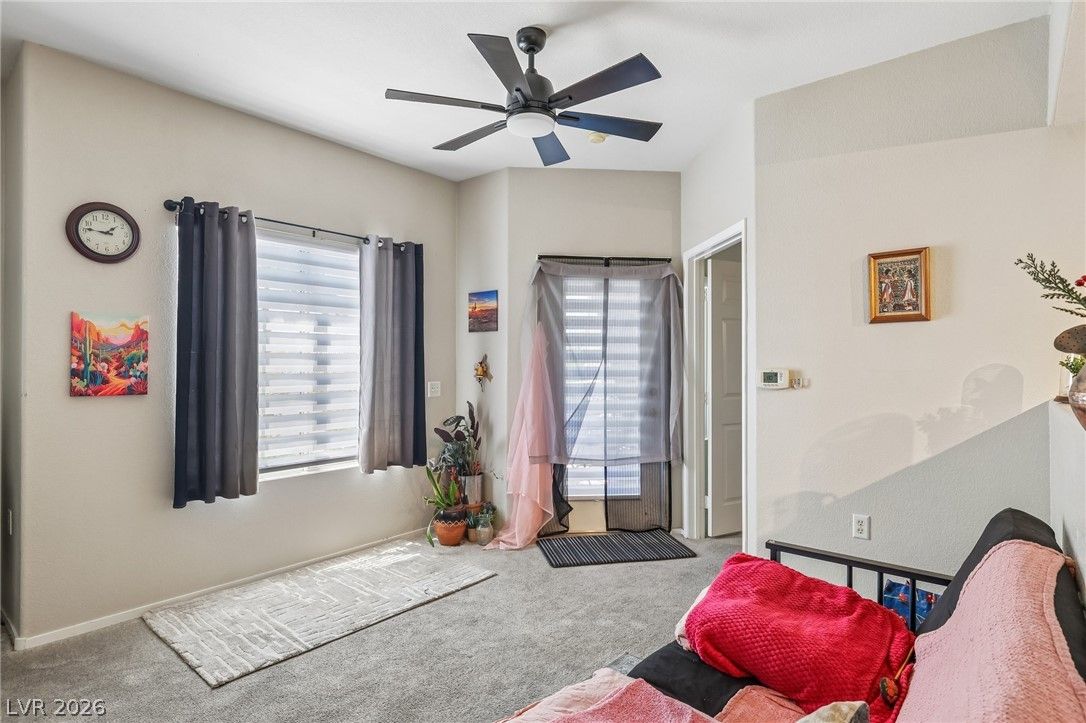 10245 South Maryland Parkway 1210 — photo 4 of 24