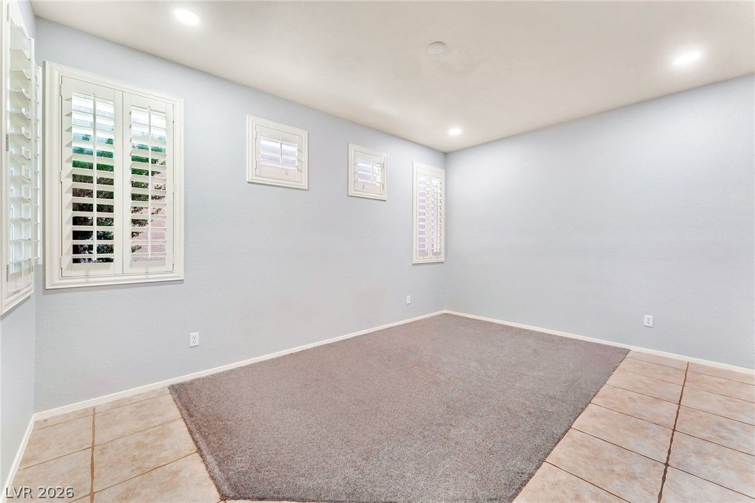 9017 Wind Warrior Avenue — photo 3