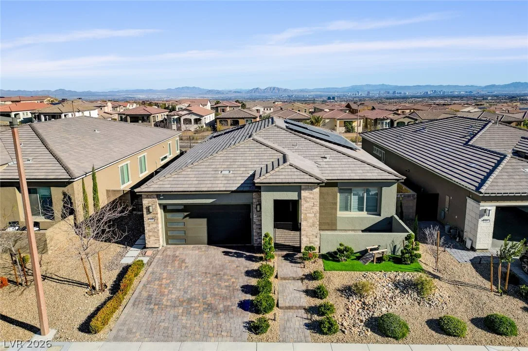 Photo 60