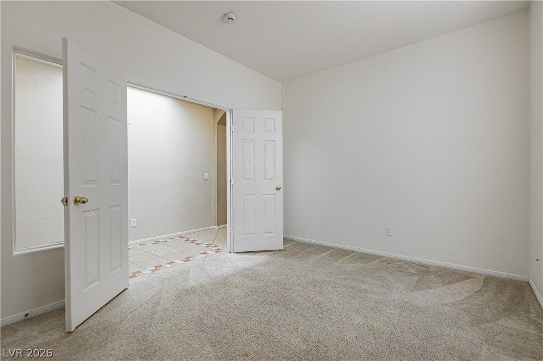 11421 Drappo Avenue — photo 5 of 28