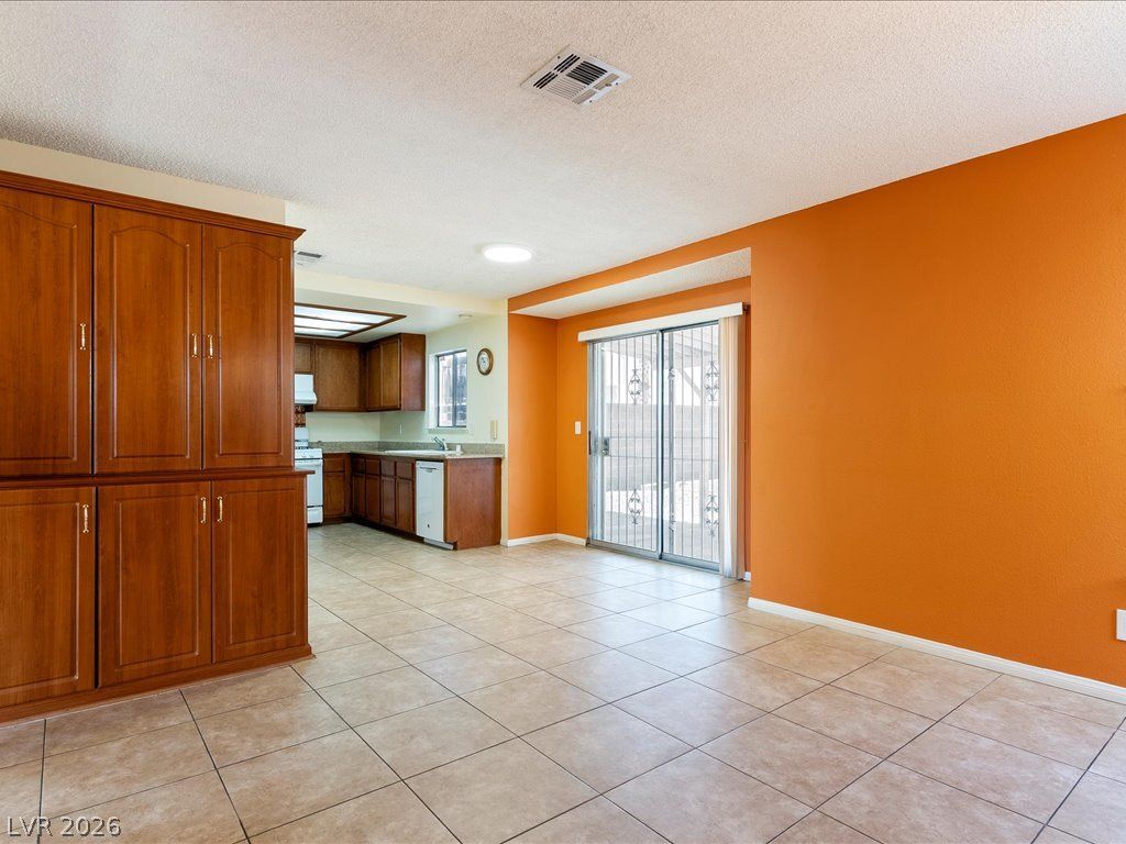 708 Kelso Way — photo 5