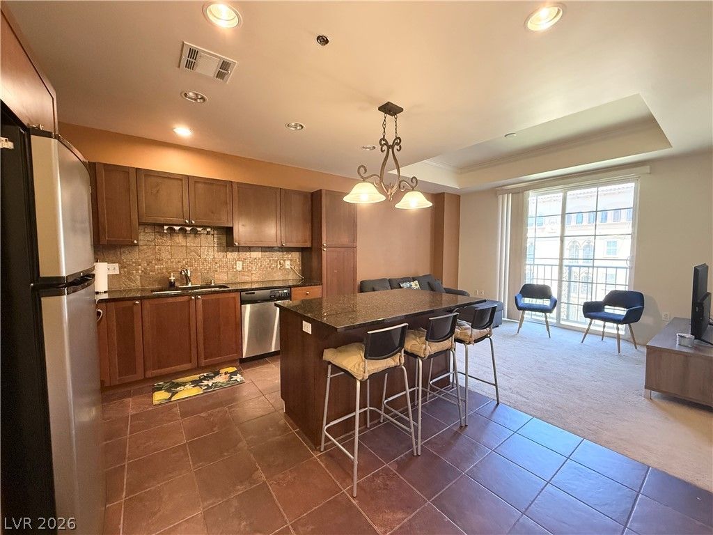 2405 West Serene Avenue 844 — photo 4 of 12