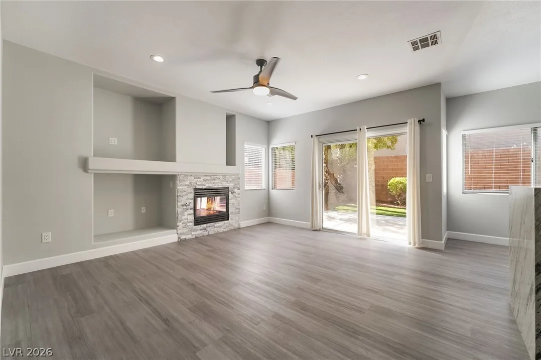 1583 Comfort Hills Street — photo 5