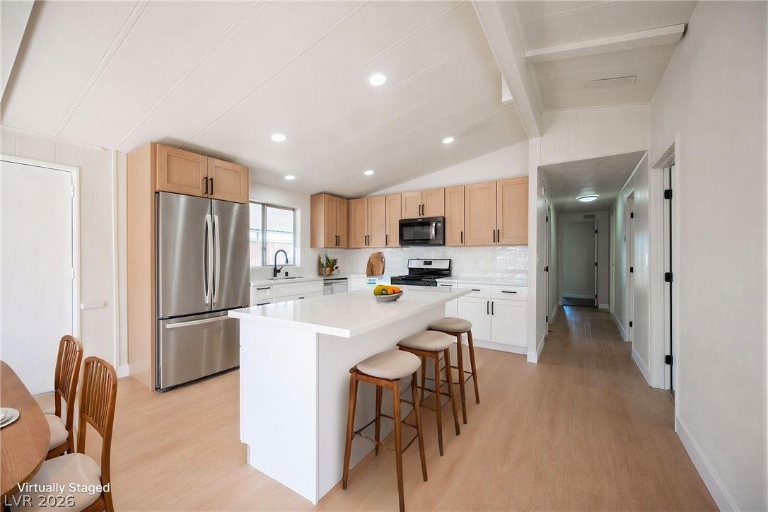 3414 Isle Royale Drive — photo 2 of 18
