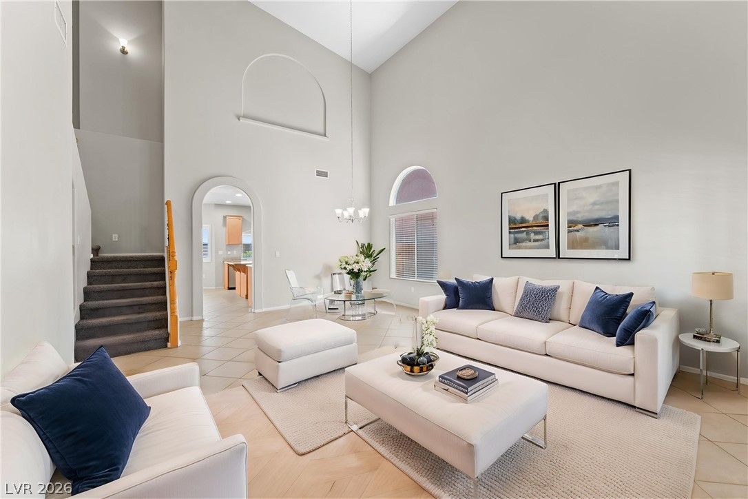 472 Crocus Hill Street — photo 5