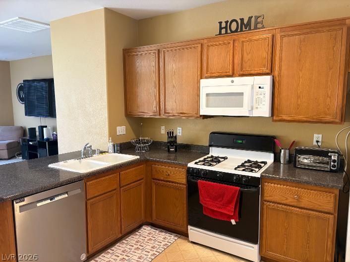 6421 Tumblegrass Court — photo 4