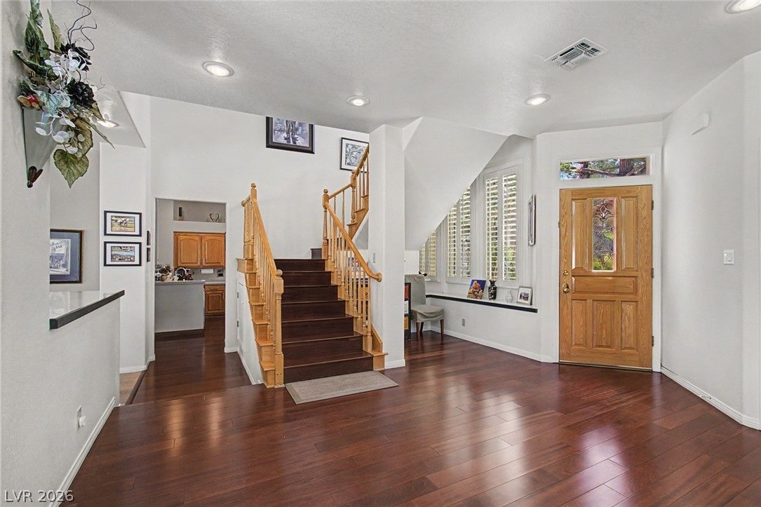 8131 Castle Pines Avenue — photo 3