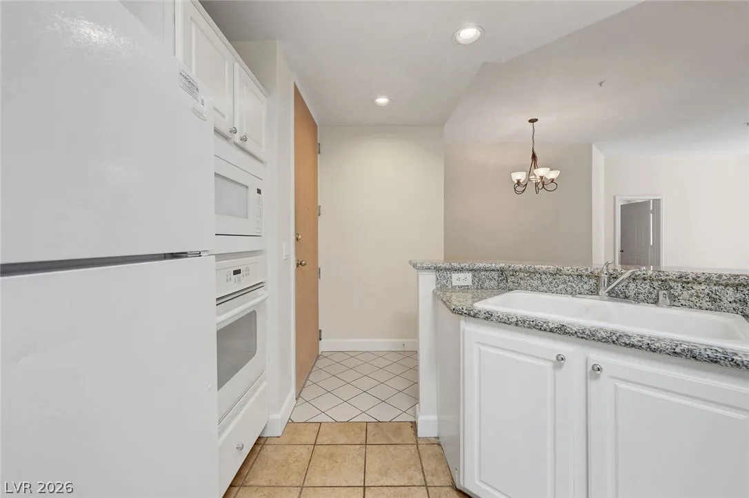 51 East Agate Avenue 507 — photo 5