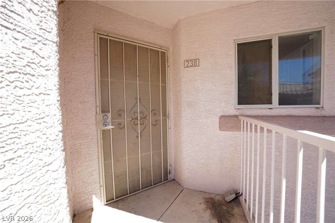 4555 East Sahara Avenue 238 — photo 3