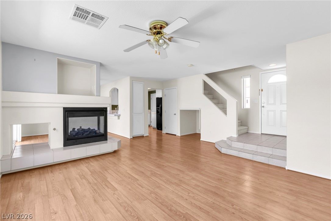 650 Ribbon Grass Avenue — photo 3