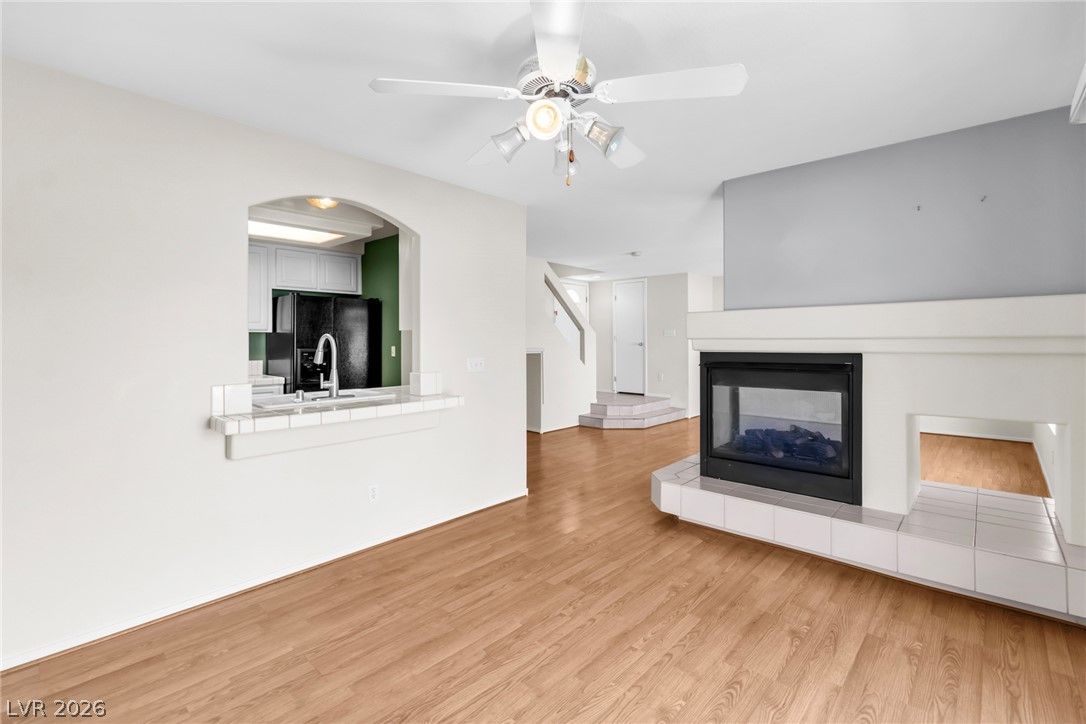 650 Ribbon Grass Avenue — photo 5