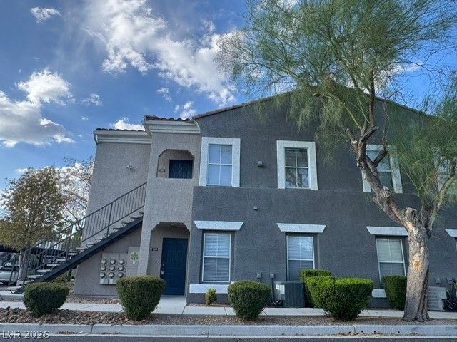 10245 South Maryland Parkway 269 — photo 2 of 3