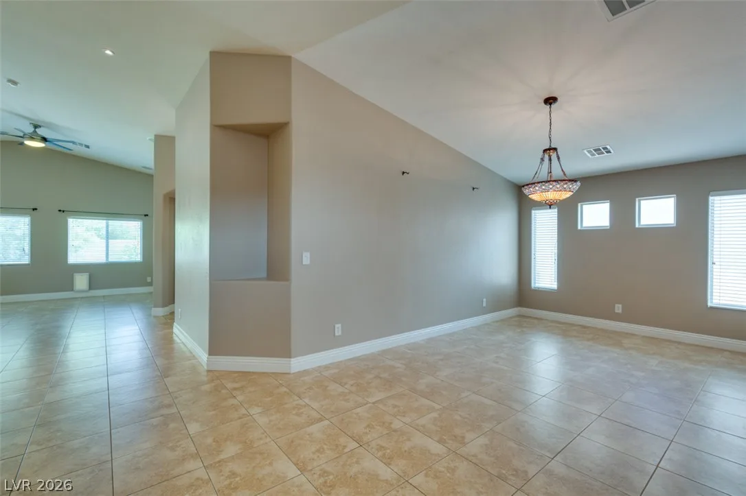 82 Rattlesnake Grass Court — photo 3