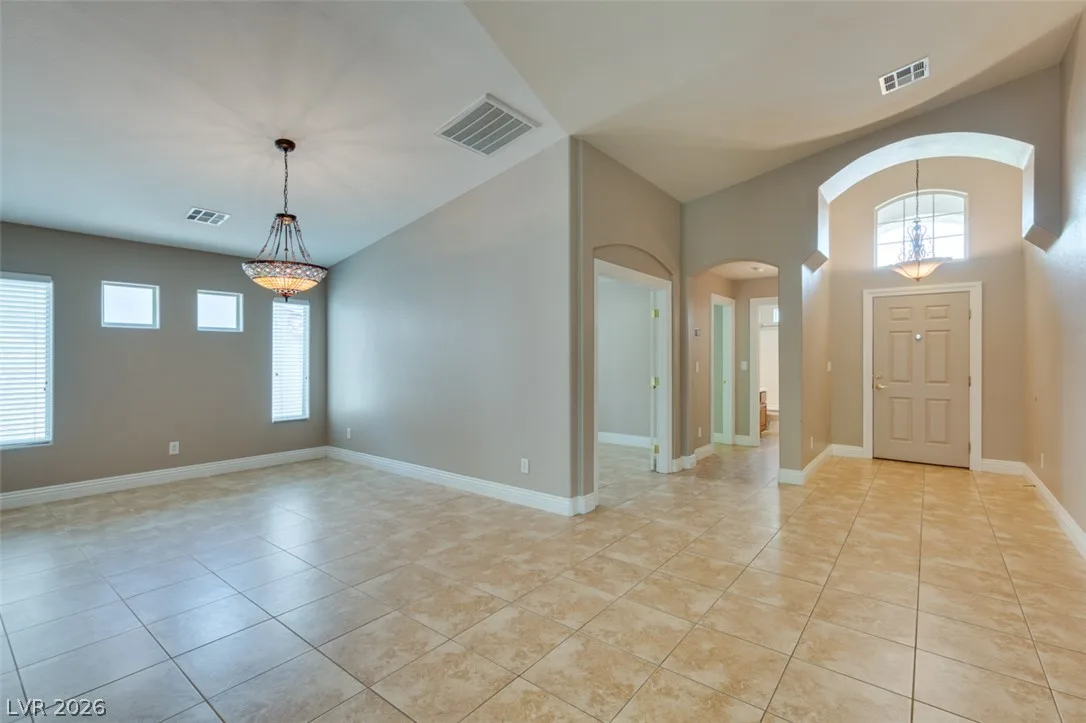 82 Rattlesnake Grass Court — photo 4