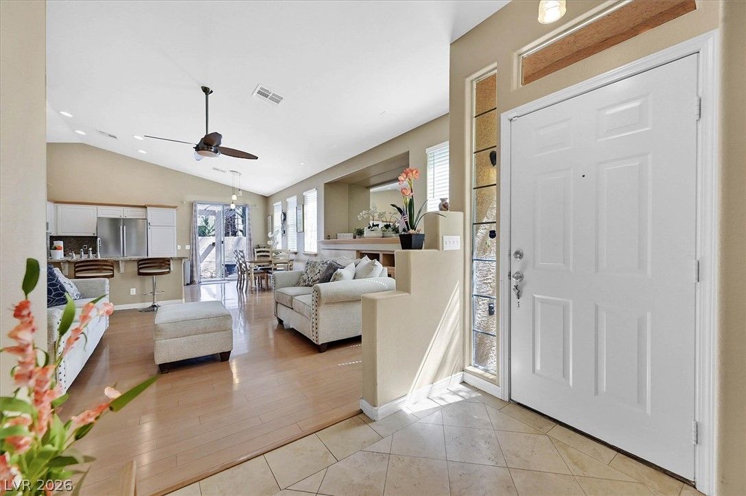 9720 Ravine Avenue — photo 2