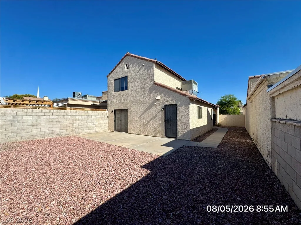 7749 Success Court — photo 4