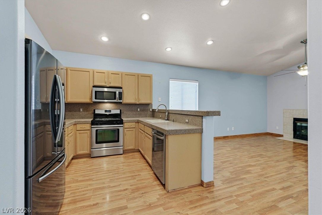 322 Dazzling Terrace — photo 2 of 26