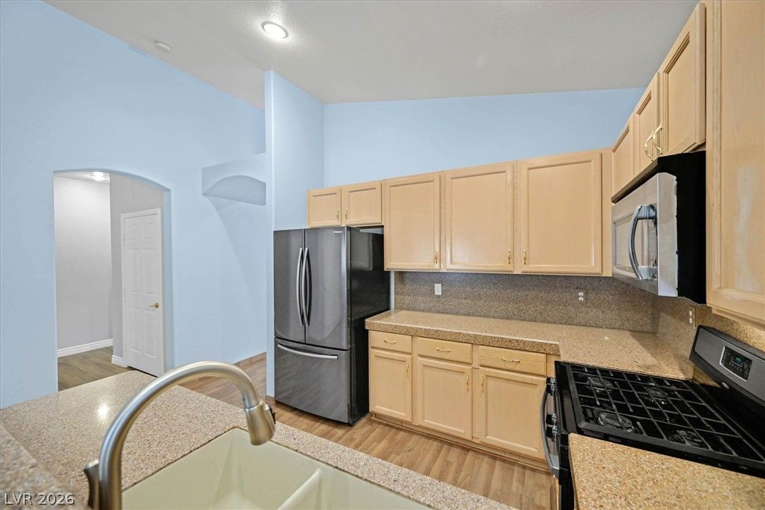 322 Dazzling Terrace — photo 3 of 26