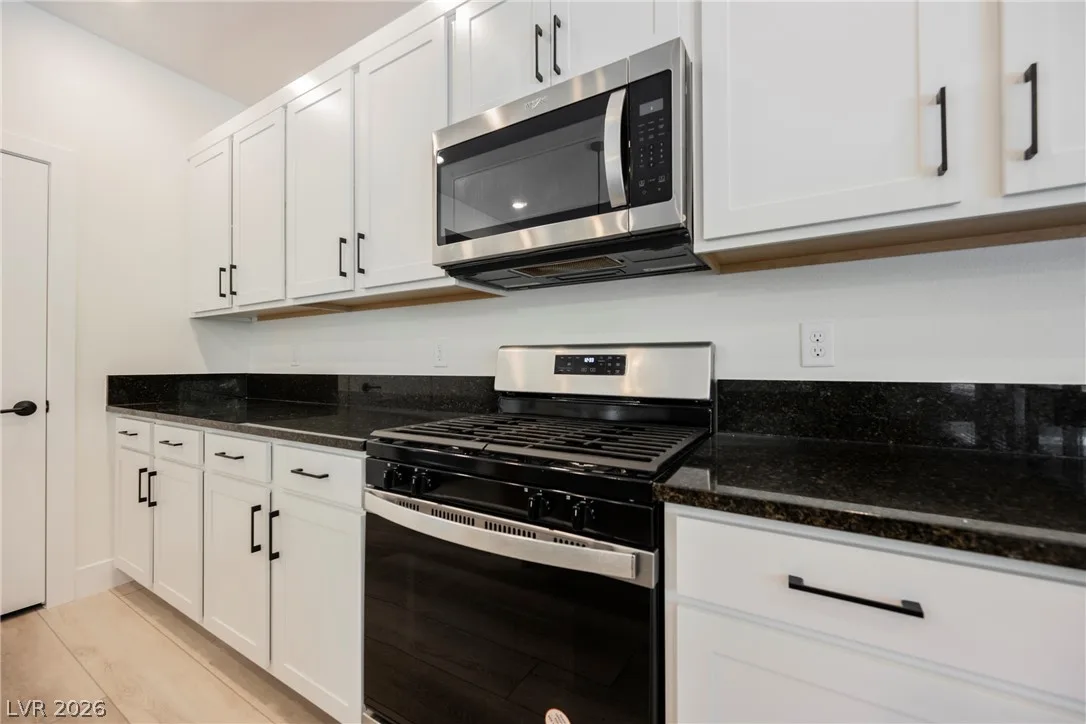 8683 Black Cordon Road — photo 3