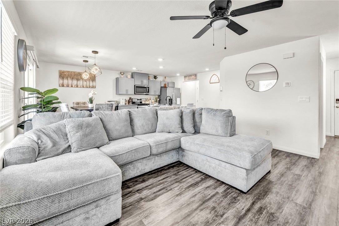 630 Harmony Rock Avenue — photo 4