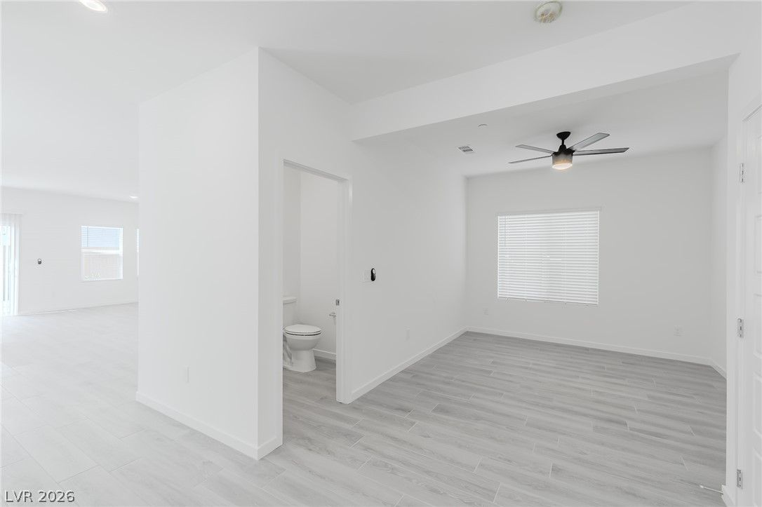 9927 Kimura Hills Avenue — photo 5